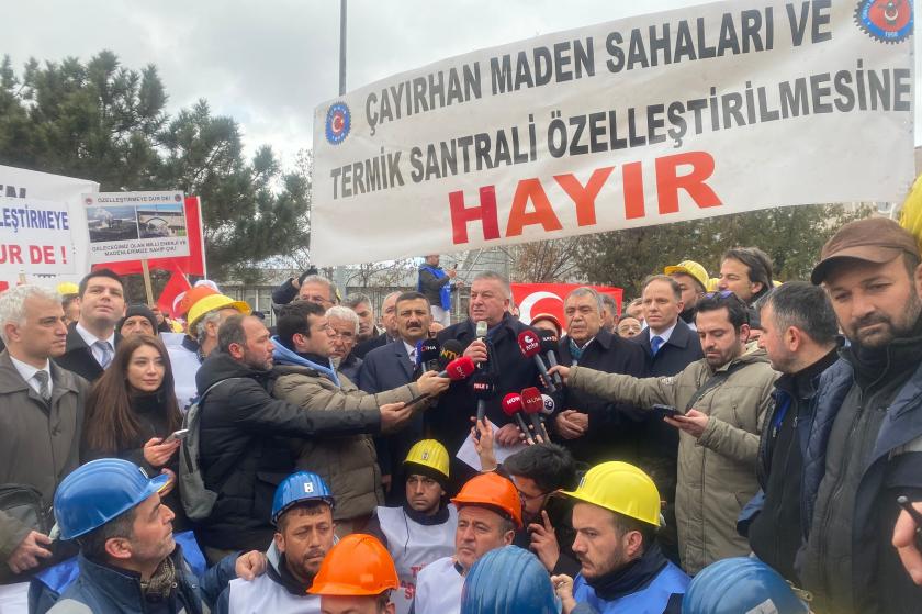 Çayırhan işçileri özelleştirmenin iptali için Maliye Bakanlığı önünde: 'Ya iptal ya iptal'