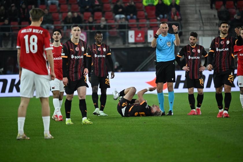 Galatasaray deplasmanda farklı yenildi: 4-1