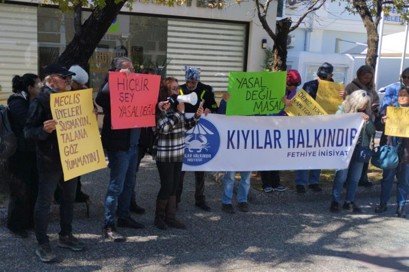 Fethiye Karataş Plajı ve Değirmenboğazı Deresi'nde doğa katliamı