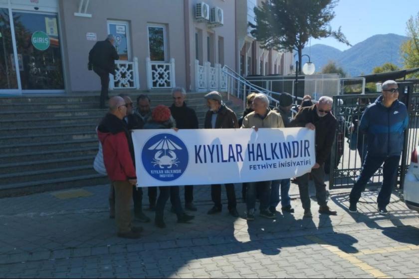 Fethiye’de Karataş Sahili’ndeki talana karşı suç duyurusu: Hukuksuz projeler geleceğimizi yok ediyor