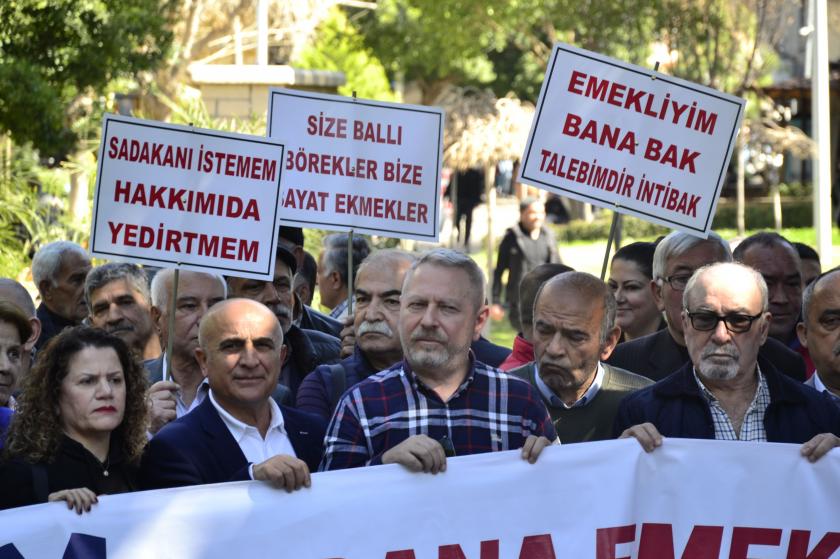 Emekliler Adana’dan seslendi: “Sadaka değil, hakkımızı istiyoruz!”