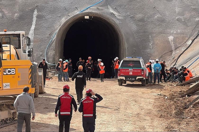 EMEP Kayseri: Hızlı Tren İnşaatında Alınmayan Önlemler Can Alıyor, Sorumlular Hesap Versin   Emek Partisi (EMEP) Kayseri İl Örgütü, hızlı tren inşaatında kaya parçası düşmesi sonucu 1 işçinin yaşamını