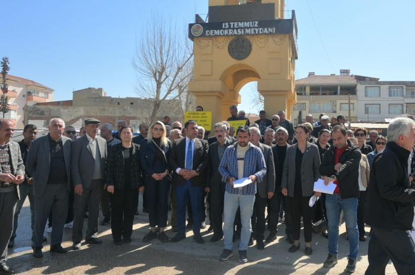 Suriye’deki Alevi katliamı birçok kentte protesto edildi