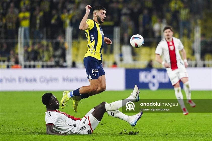 Fenerbahçe, Samsunspor ile 0-0 berabere kaldı