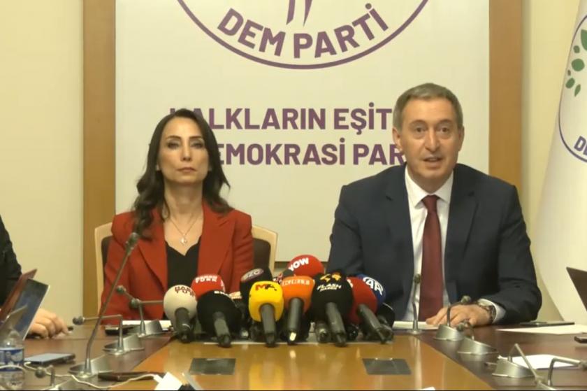 DEM Parti: Süreç yürürken Paris katliamı neyse Kobanê katliamı da aynı