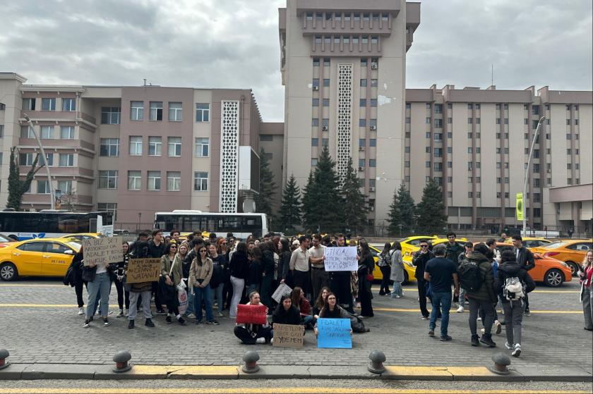 Ankara Medipol Üniversitesi öğrencileri boykota hazırlanıyor