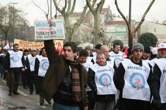 Nuray Sancar: Yazıyoooor yazılıyor