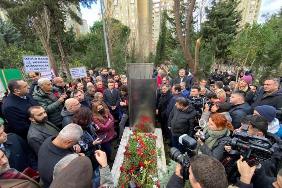 Gazetemizin Muhabiri Metin Göktepe mezarı başında anıldı