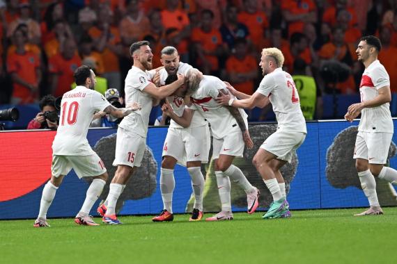 EURO 2024: Çeyrek final maçında Türkiye Hollanda'ya karşı 1-0 önde