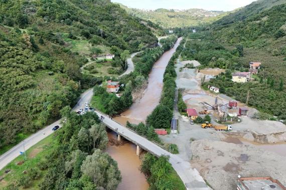 Trabzon'da sel.