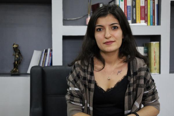 Özgürlük İçin Hukukçular Derneği (ÖHD) Diyarbakır Şubesi Kadın Komisyonu üyesi Halise Dakalı