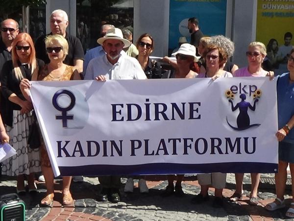 Edirne Kadın Platformu'nun Narin için düzenlediği eylem.