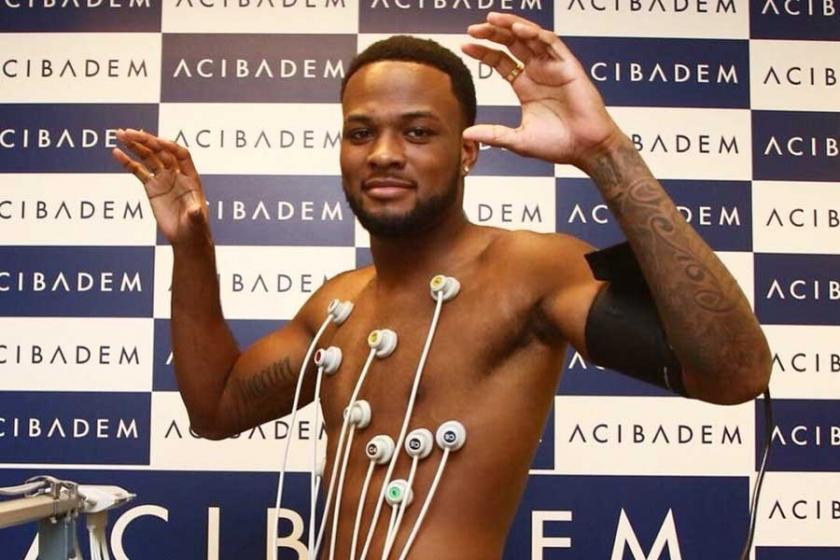 Beşiktaş KAP’a Cyle Larin’le görüşmeye başladığını bildirdi