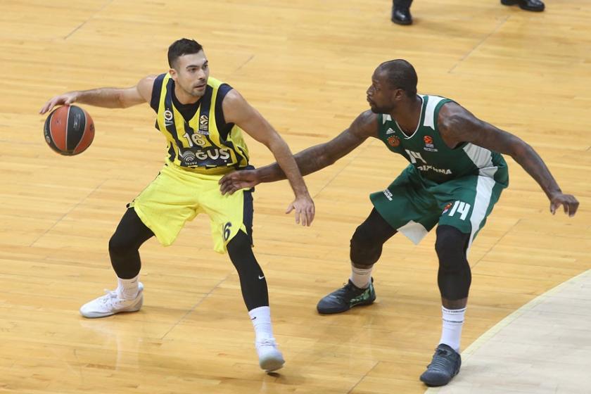 Euroleague’de Efes, Fenerbahçe’yi ağırlıyor