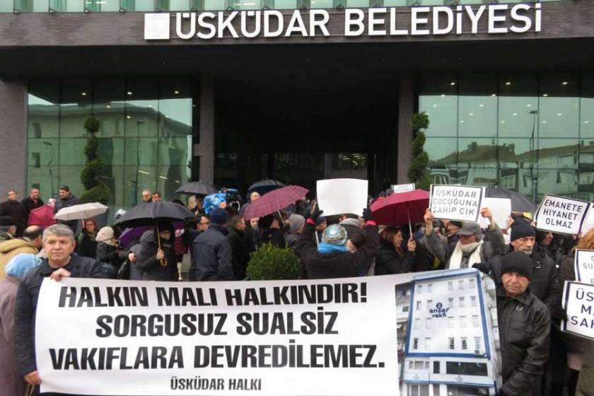 Üsküdar Belediyesi önünde protesto