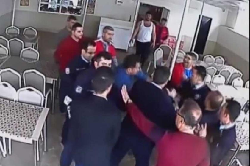 Kantindeki kavgada polis, okul müdürünü tartakladı