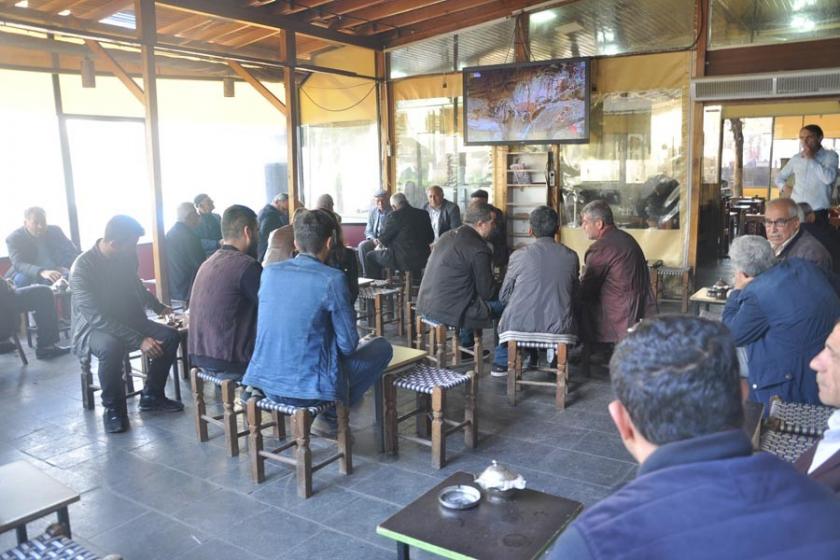 Diyarbakırlılar: İçinde demokrasi geçen  hiçbir şeye tahammülleri yok