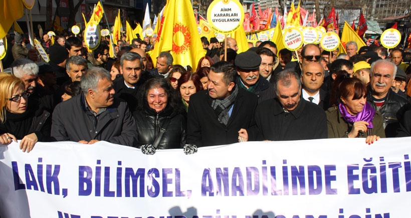 ‘Gerici politikalara teslim olmayacağız’