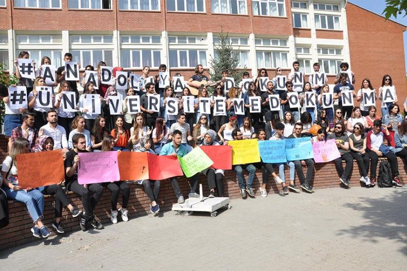 Anadolu Üniversitesi’nde bölünme protestosu