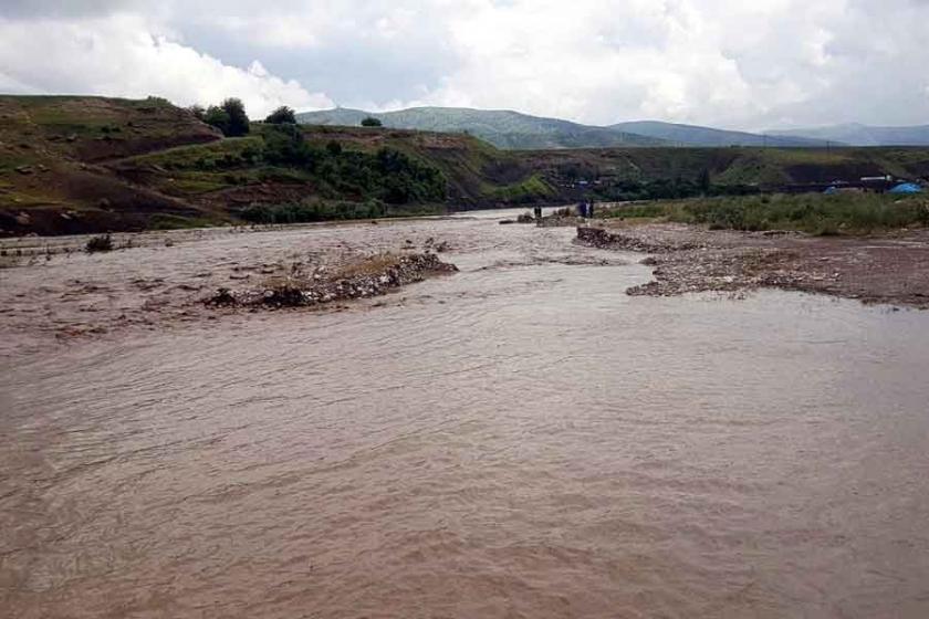 Şırnak'ta dereden geçmeye çalışan 2 çocuk hayatını kaybetti