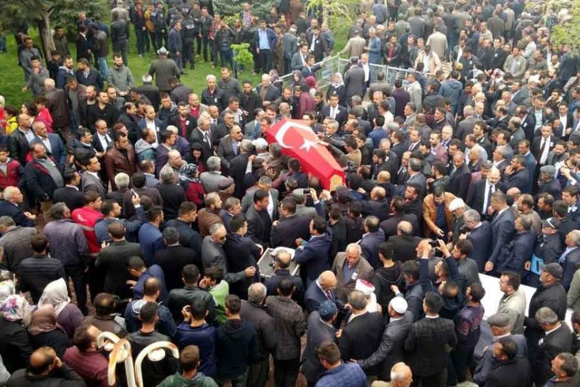 Öldürülen Yeşilgölcük Belediye Başkanı Şengül toprağa verildi