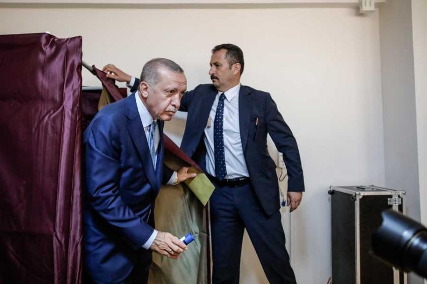 Düşen oy oranından rahatsız olan Erdoğan'dan yerel seçim talimatı