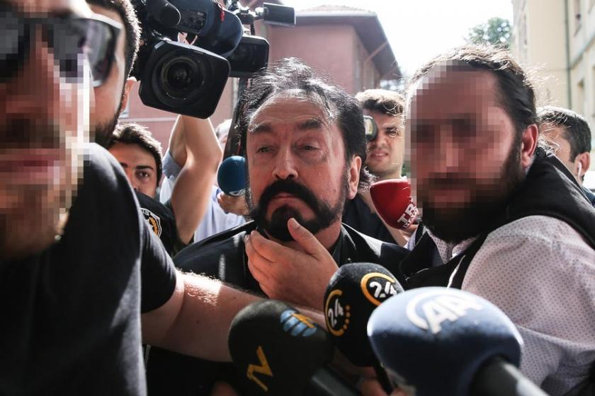 Adnan Oktar ve grubu hakkında operasyon sonrası 45 şikayet