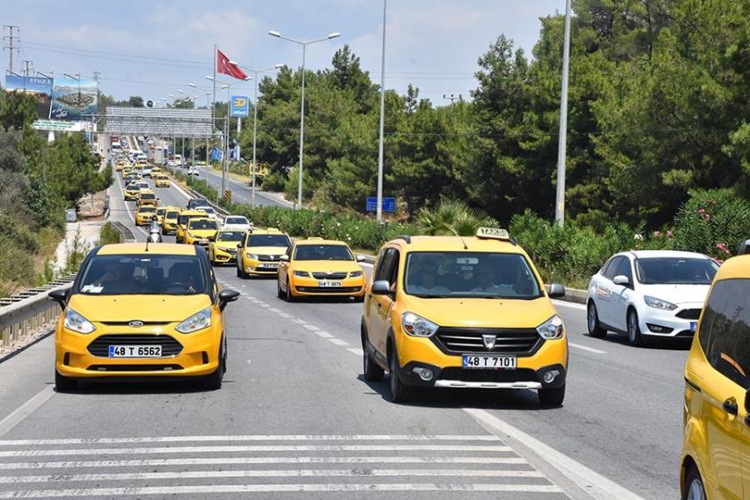 'Taksilere görüntülü ve sesli kamera takılması' kararına iptal