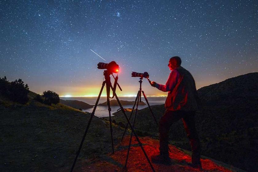 Perseid meteor yağmuru görsel bir şölen oluşturdu