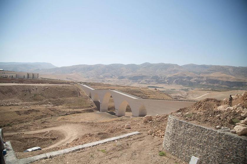 Yeni Hasankeyf’te tarih betonun üzerine konuldu