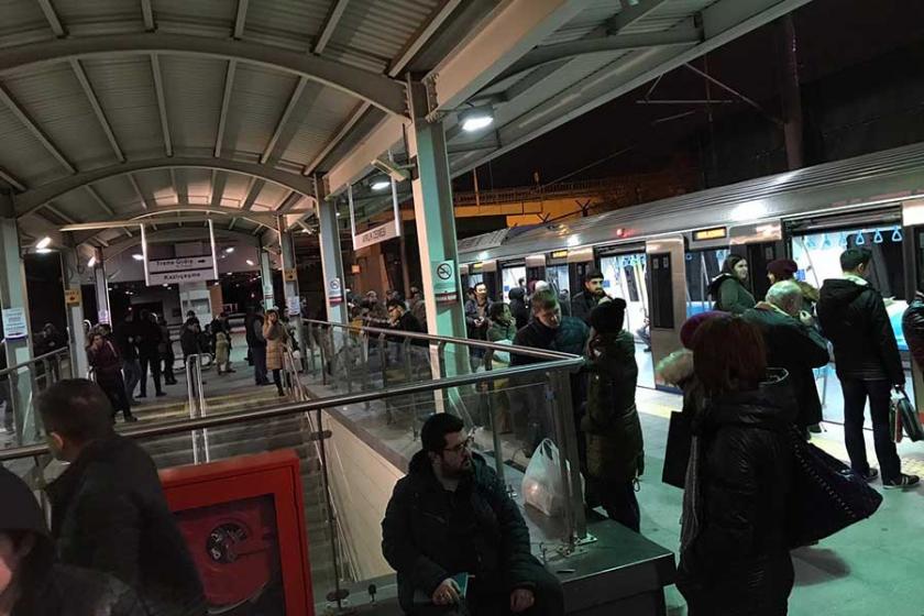 Marmaray seferleri 15 dakika arayla yapılmaya başladı