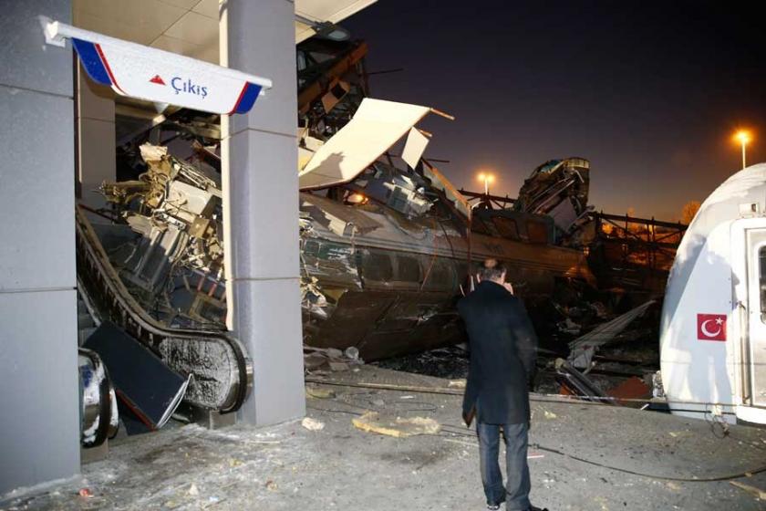 Ankara'da Yüksek Hızlı Tren kaza yaptı: 9 ölü 92 yaralı