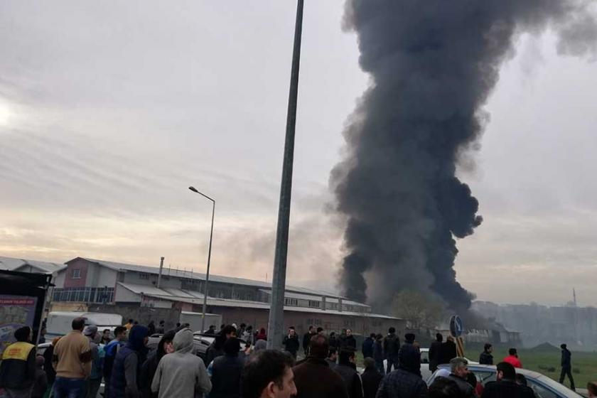 Arnavutköy'de fabrikada çıkan yangın söndürüldü