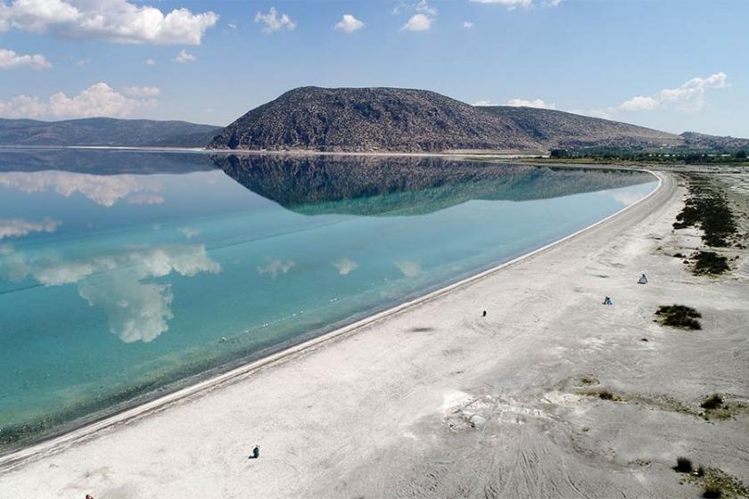 CHP’li Gülizar Biçer Karaca: Salda Gölü, beton ormanı olmasın