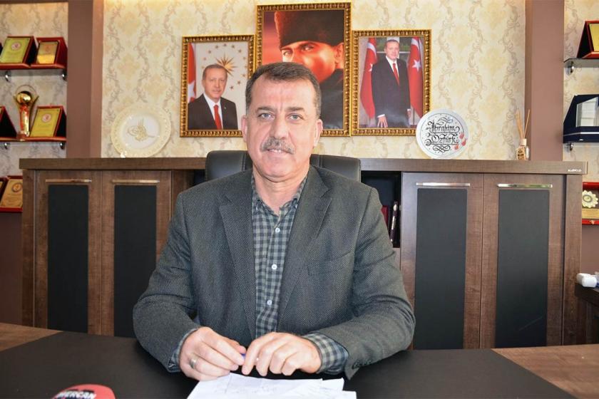 Besni Belediye Başkanı İbrahim Öztürk AKP'den istifa etti