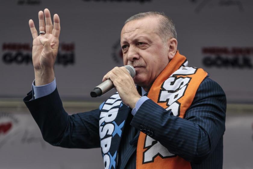 Erdoğan, kadınları hedef aldı: Ezana terbiyesizlik ettiler