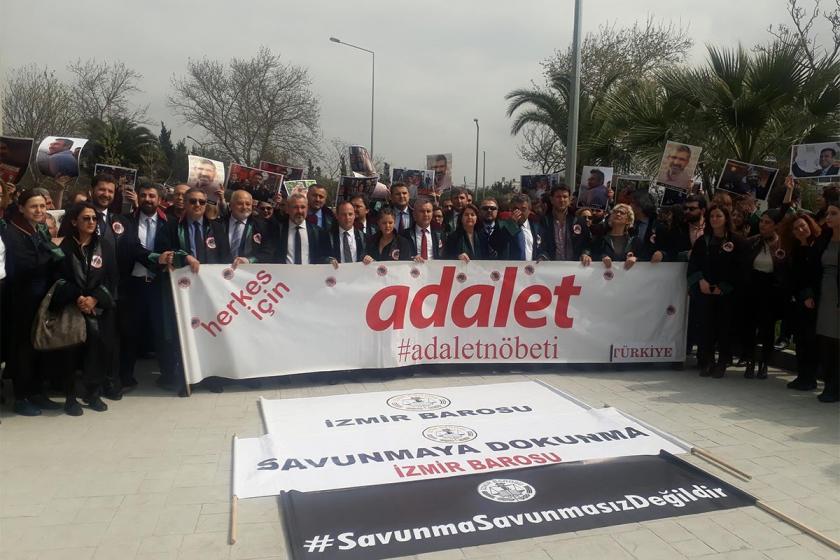 Adalet Nöbeti İzmir’de: Savunma susmadı susmayacak