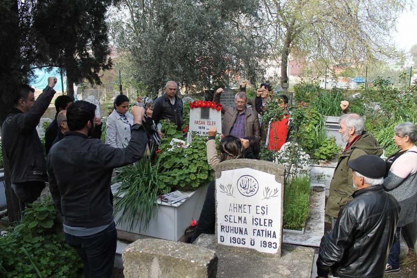 Evrensel Gazetesi Muhabiri Hasan İşler, mezarı başında anıldı