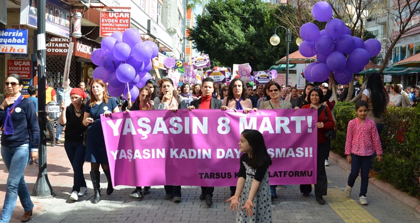 Tarsus’ta üç ayrı 8 Mart kutlaması yapıldı