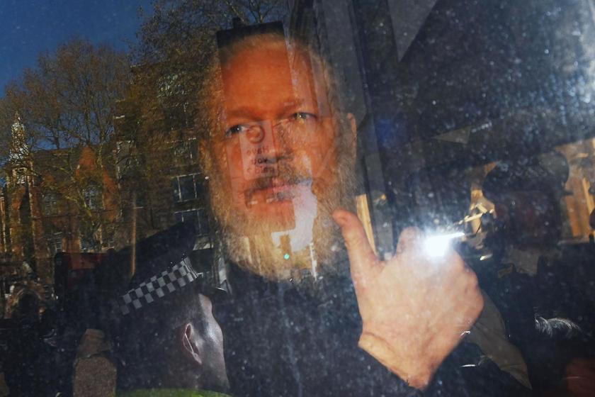 Assange ABD’ye nasıl kurban edildi?