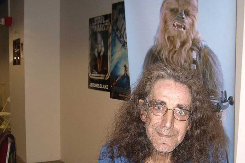 Star Wars’ta Chewbacca’yı canlandıran Peter Mayhew hayatını kaybetti