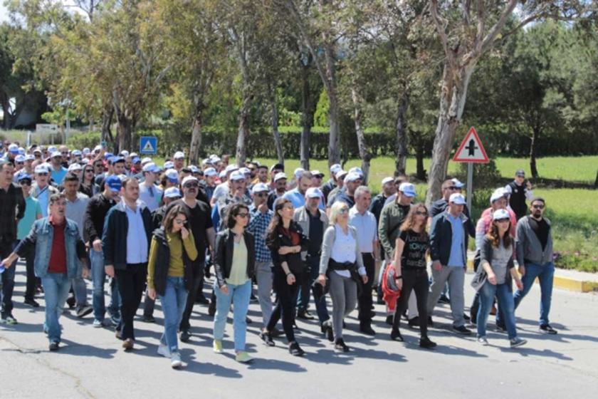 TÜPRAŞ’ın kadın işçileri gelecekleri için direniyor