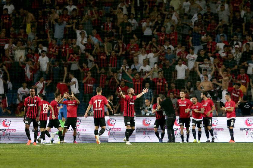 Süper Lige son bilet kesildi, Gazişehir Hataysporu penaltılarda 5-3 yendi