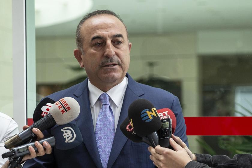 Dışişleri Bakanı Çavuşoğlu: AB ile geri kabul anlaşmasını askıya aldık