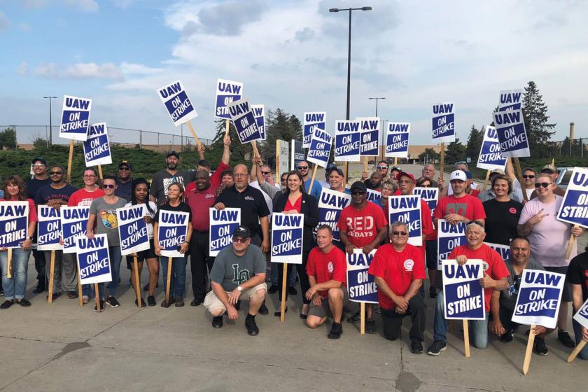 ABD'de ikinci haftasına giren General Motors grevi sınıfı hareketlendirdi