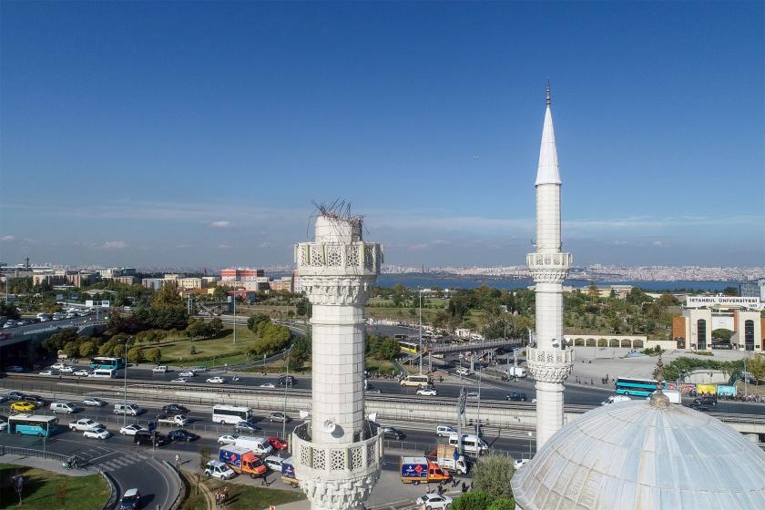 İstanbul'da 5.8 büyüklüğünde deprem: Toplam 77 binada ağır hasar tespit edildi