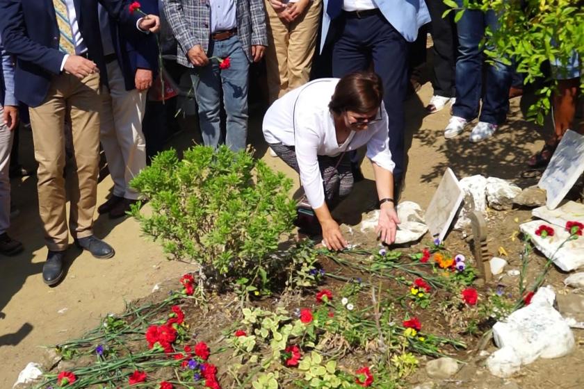 Tuncel Kurtiz, ölümünün 6'ncı yıl dönümünde mezarı başında anıldı