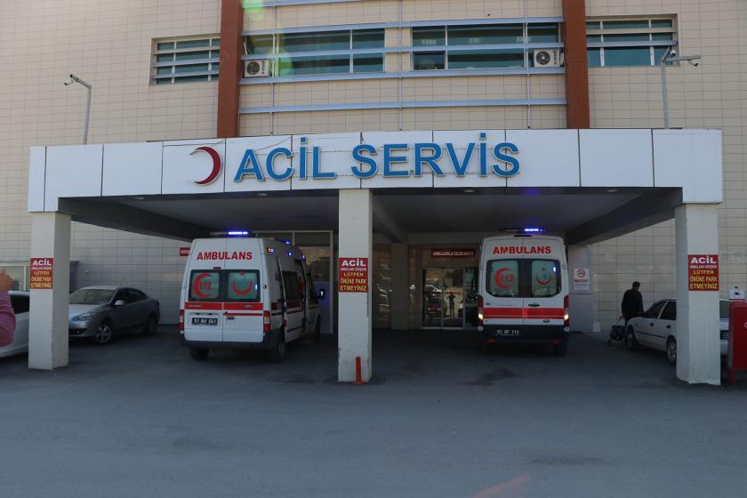 Niğde'de tarım işçilerini taşıyan minibüs devrildi: 13 yaralı