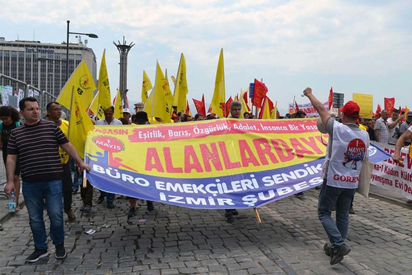 Büro emekçileri ek zam ve vergi indirimi talebiyle işyerleri önünde eylem yapacak