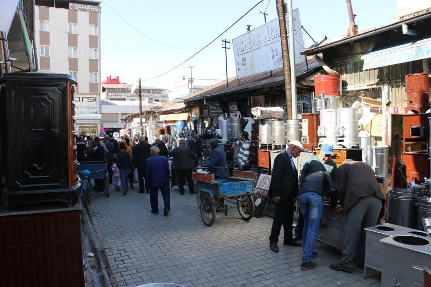 Van'da sobacılar çarşısı